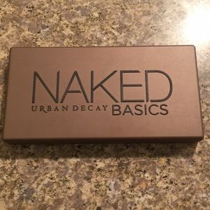 Urban Decay Naked Basics Eyeshadow Palette